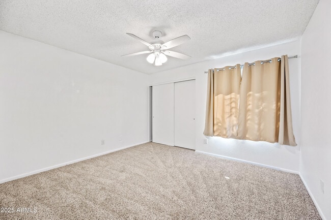 Building Photo - 3060 E John Cabot Dr