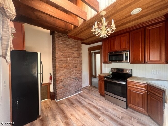 Building Photo - 217 Ashland Ave