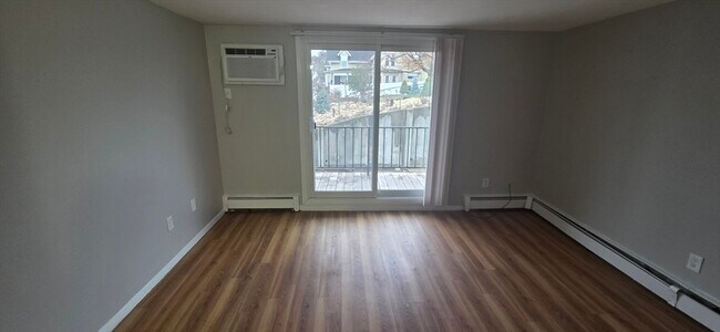 Building Photo - 25 Hamilton Ave