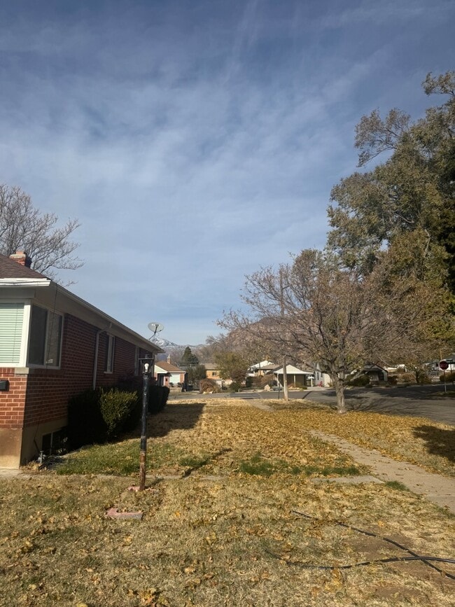 Building Photo - 2303 Taylor Ave