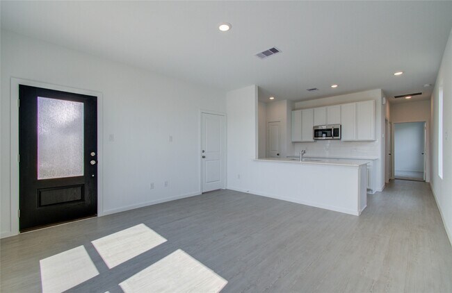 Building Photo - 26514 Foxtail Fern Dr