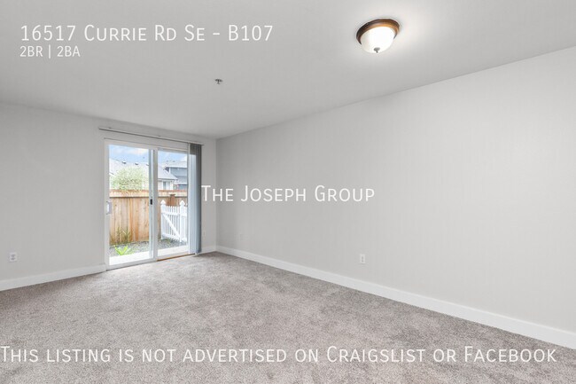 Building Photo - Beautifully Remodeled 2BD/2BA Condo in Mon...