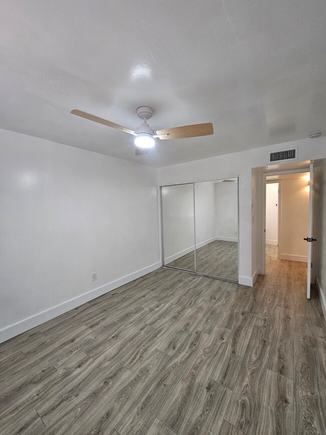 Building Photo - Apache Road Apartments