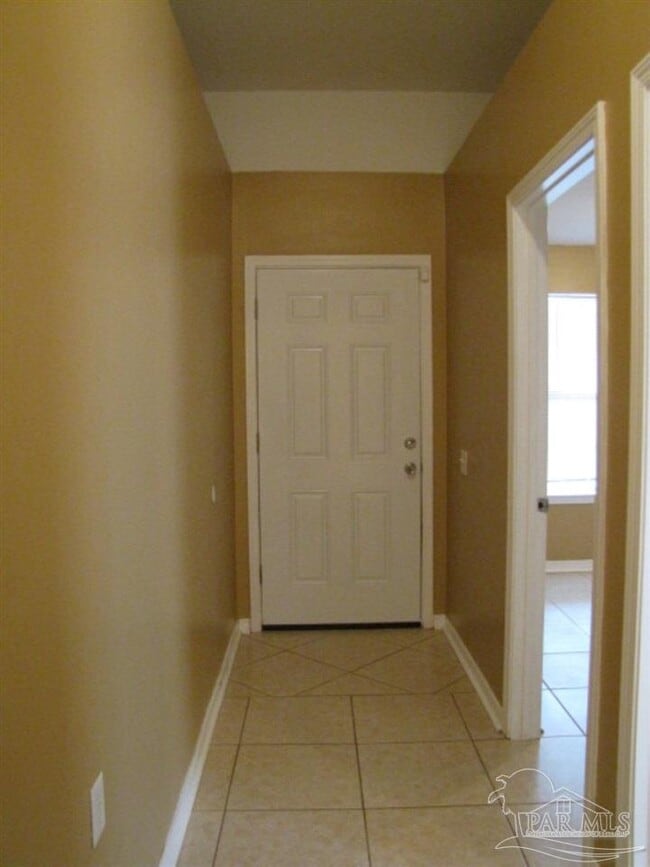Building Photo - 5927 Bilek Dr