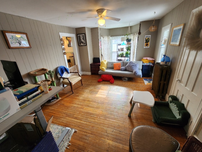 Building Photo - 109 High St