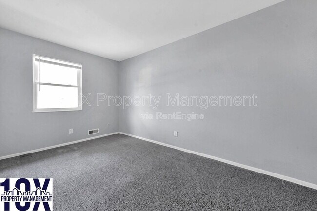 Building Photo - 3069 Rotunda Ct S