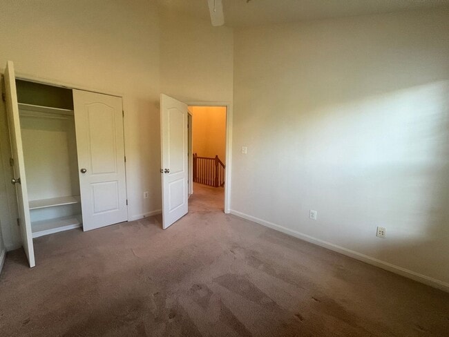 Building Photo - Updated 3 Bedroom Townhome in Upper Marlboro!