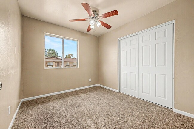 Building Photo - 17801 N 8th Dr