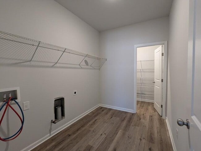 Building Photo - 2034 Britt Dr