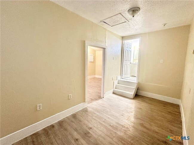 Building Photo - 104 E Fowler Ave