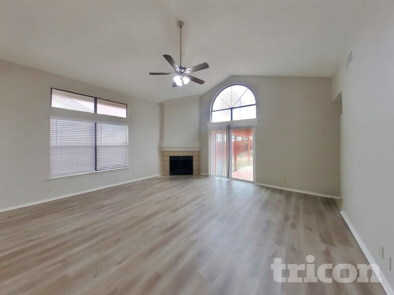 Building Photo - 7947 Flower Trail