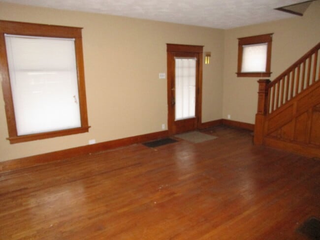 Building Photo - New Listing!!!