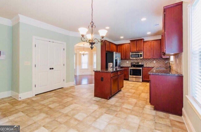 Building Photo - 75 Village Park Dr