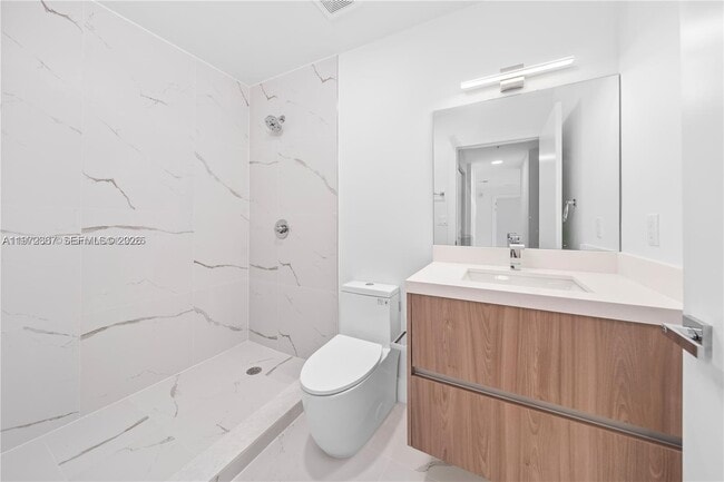 Building Photo - 32 NW 14th Ave