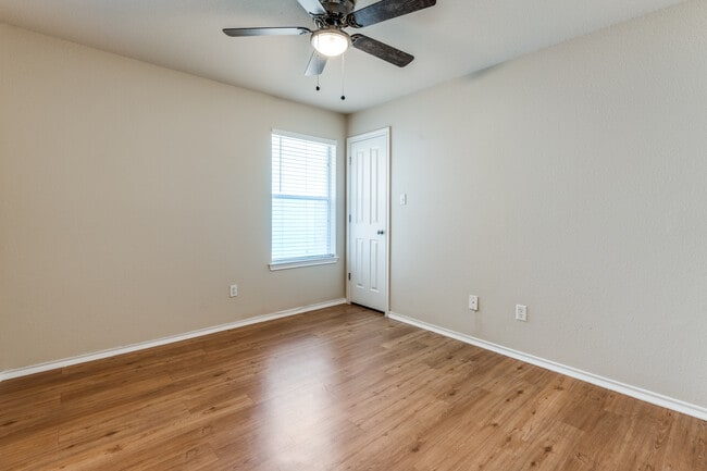 Building Photo - 361 Prickly Pear Dr