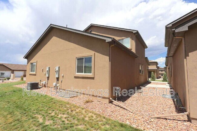 Building Photo - 5313 Palomino Ranch Point