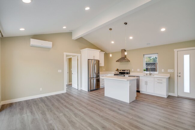 Building Photo - Pet Friendly | Built in 2020 | San Jose Ex...