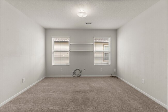 Building Photo - 16859 Blackberry Lily Ln