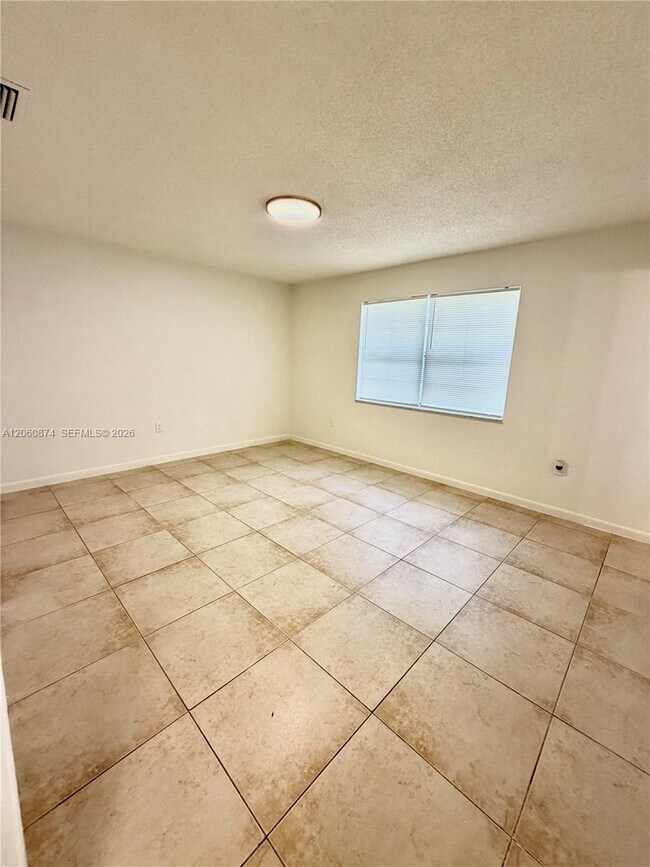 Building Photo - 4073 SW 52nd St