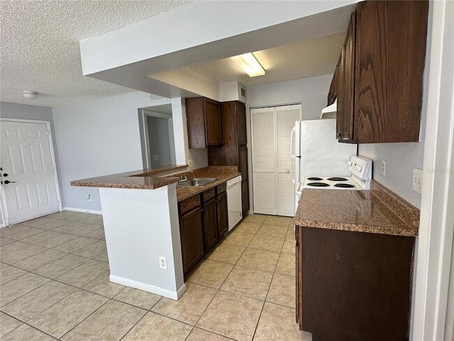 Building Photo - 11550 Westwood Blvd