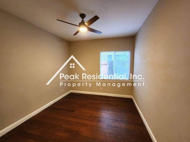 Building Photo - Spacious Folsom 4bd/3ba Home With 3 Car Garage!