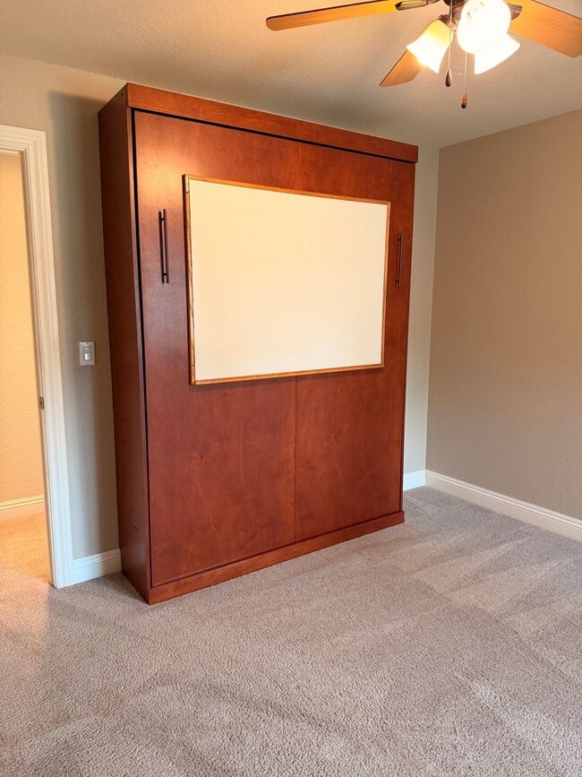 Building Photo - 941 Faned Way