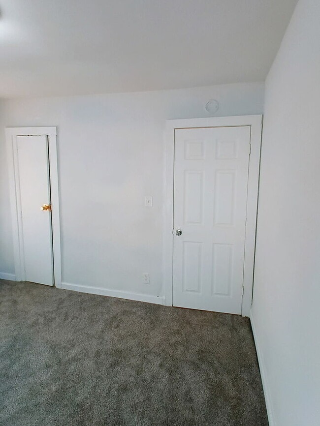 Building Photo - Completely Remodeled | Be the First to Live Here | Voucher Friendly