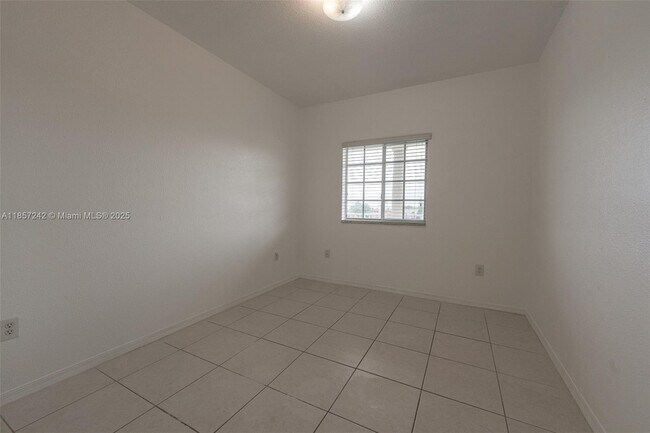Building Photo - 6930 NW 179th St
