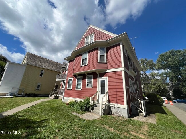 Building Photo - 1086 Wendell Ave