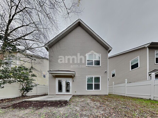 Building Photo - 60 Summer Hill Way