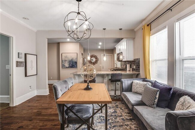 Building Photo - 1158 Donnelly Ave SW