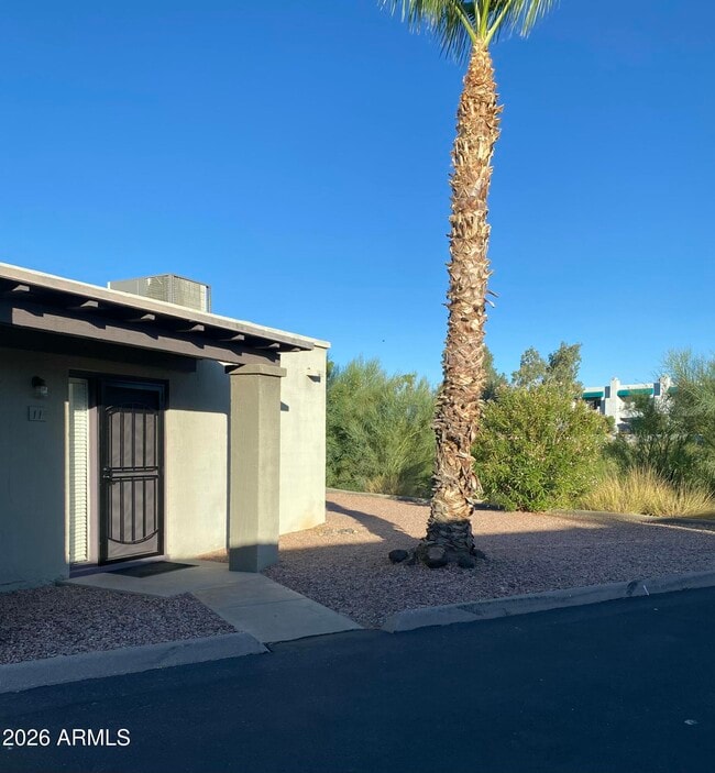 Building Photo - 16807 E Gunsight Dr