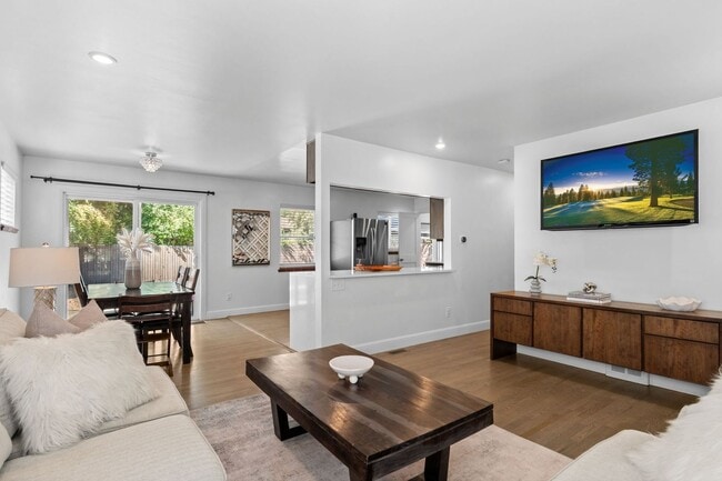 Building Photo - Modern South Denver Gem Available Now!!!