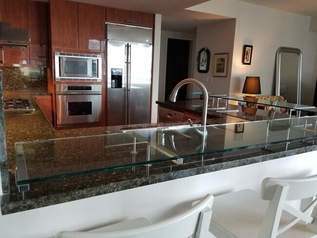 Building Photo - 1199 Pacific Hwy