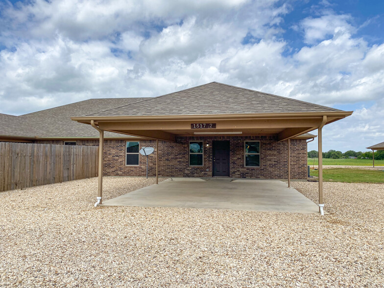 Building Photo - 1517 County Road 706