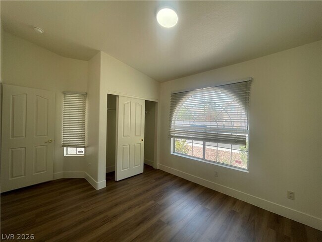 Building Photo - 2538 Furnace Creek Ave