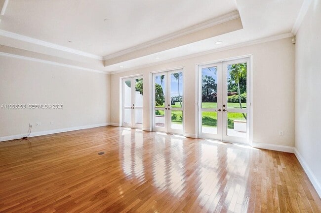 Building Photo - 1109 Campo Sano Ave