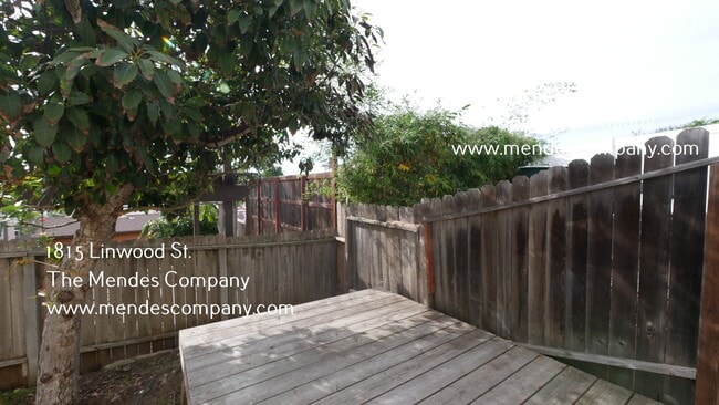 Building Photo - 1815 Linwood St