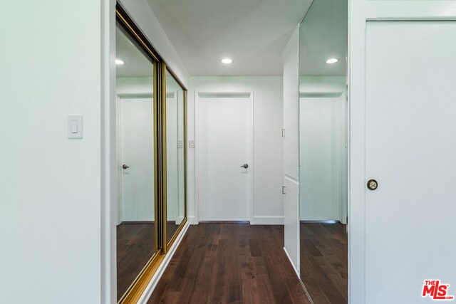 Building Photo - 5412 S Holt Ave