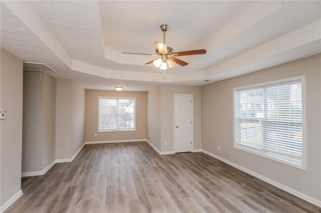 Building Photo - 3437 Pate Creek View