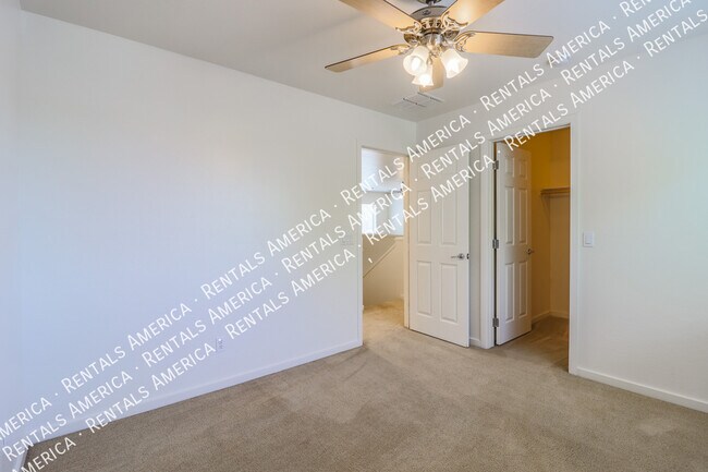 Building Photo - 544 N Alma School Rd