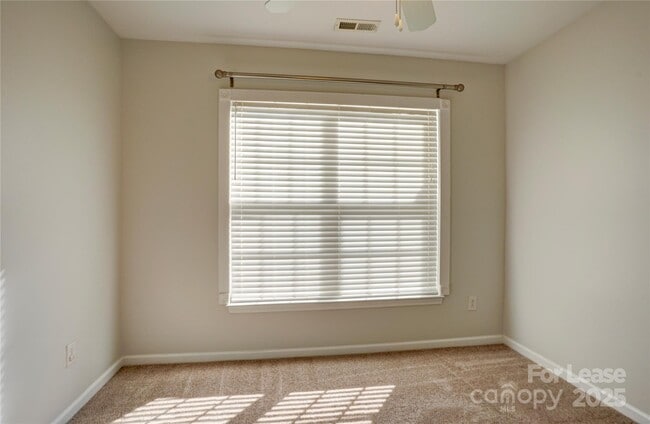Building Photo - 12411 Stratfield Pl Cir