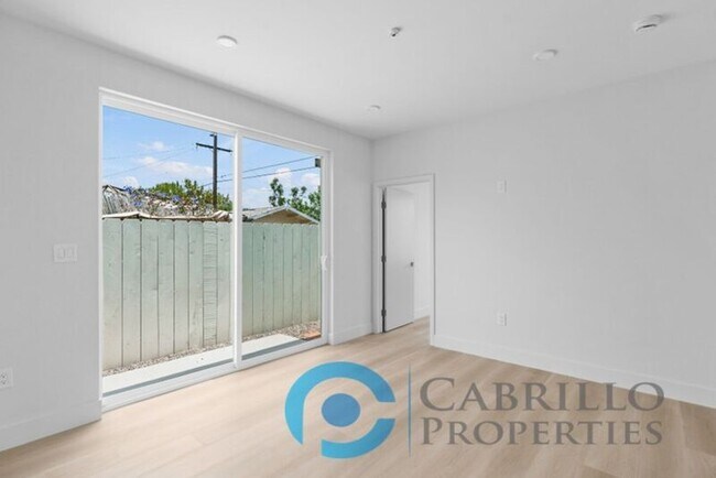 Building Photo - 3516 Oak Glen Ln
