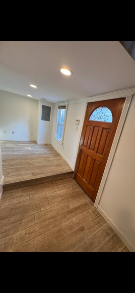 Building Photo - 1190 Quinnipiac Ave