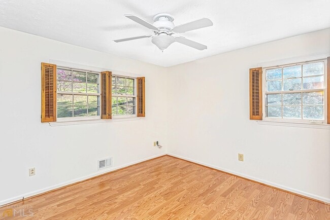 Building Photo - 4437 Casco Way NW