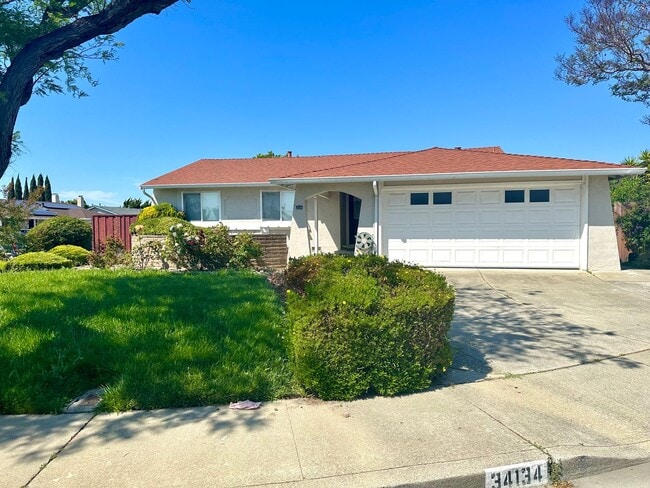 Building Photo - COMING SOON! | $4,100 / 3BR - GORGEOUS REMODELED HOME IN NORTHGATE AREA OF NORTH FREMONT