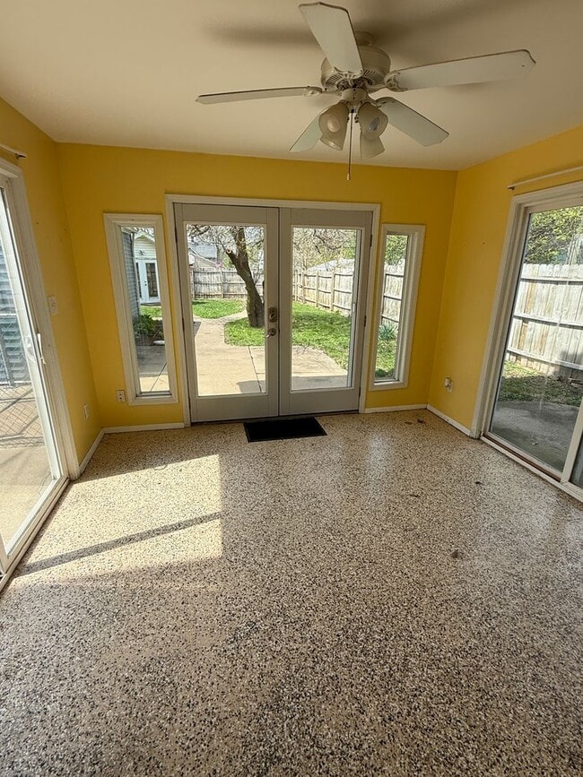 Building Photo - For Rent: Spacious 4-Bedroom Home in Moline, IL – $1,750/month