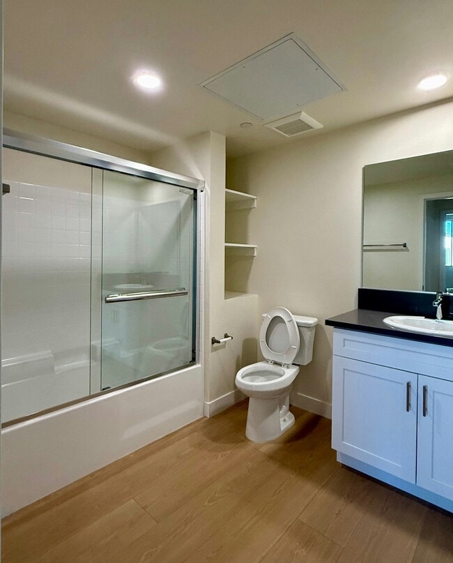 Building Photo - 14535 Weddington St