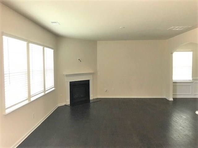 Building Photo - 246 Kennerly Ave