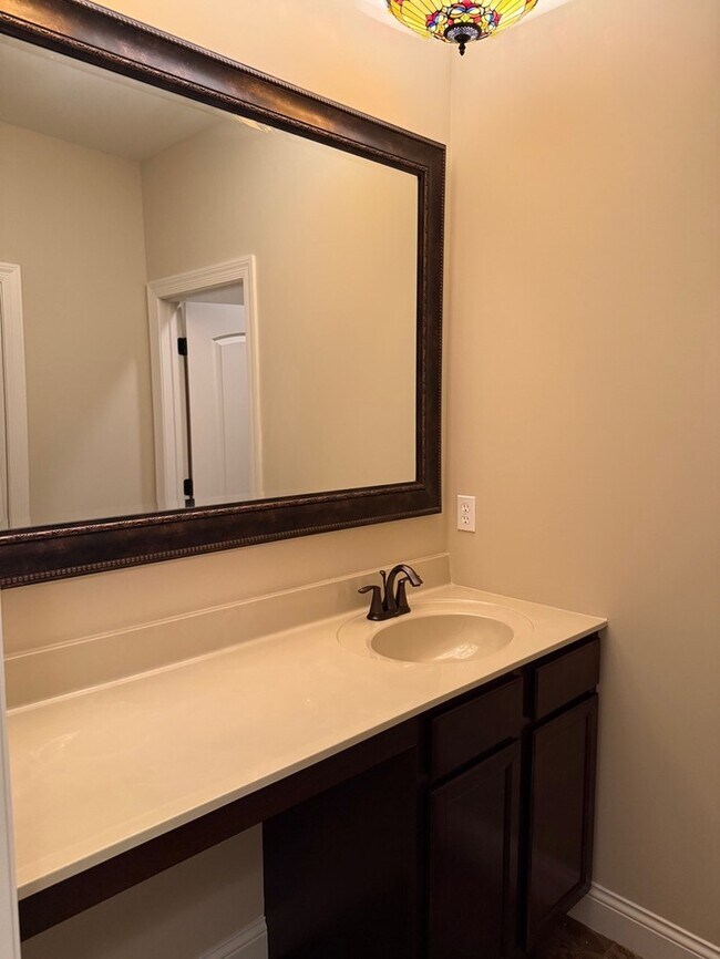 Building Photo - 36 Sag Harbor Ct